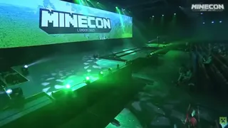 DanTDM Minecon 2015 at 00:00 — Announcer