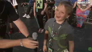 DanTDM Minecon 2015 at 00:58 — Microphone Guy