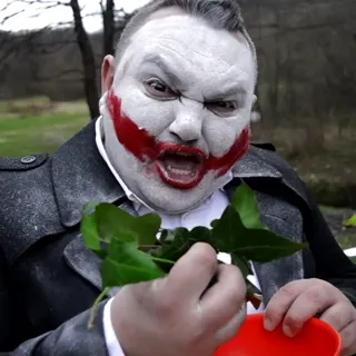 Joker Kitchen - Crazy Hamburger at 00:14