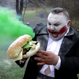 Joker Kitchen - Crazy Hamburger at 01:56