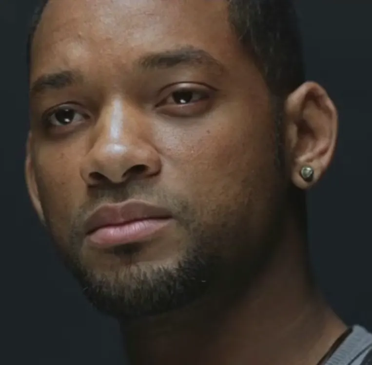 I, Robot - Can You at 00:12 — Will Smith