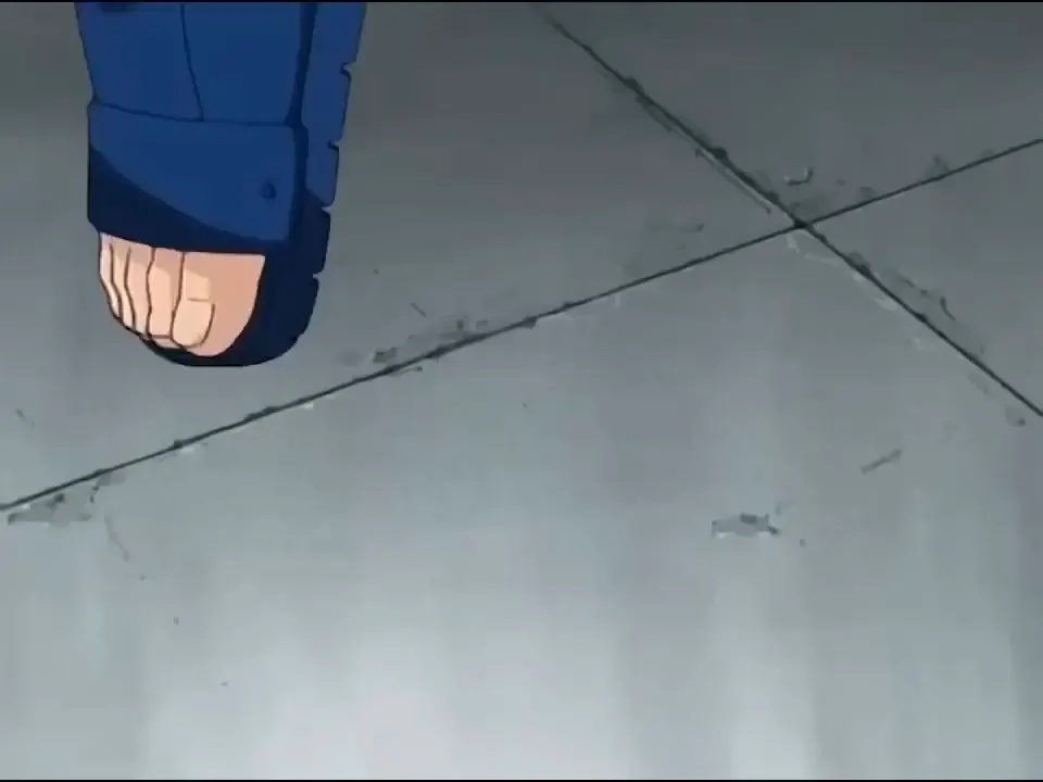 Naruto vs Sasuke on the hospital rooftop fight at 00:32 — naruto