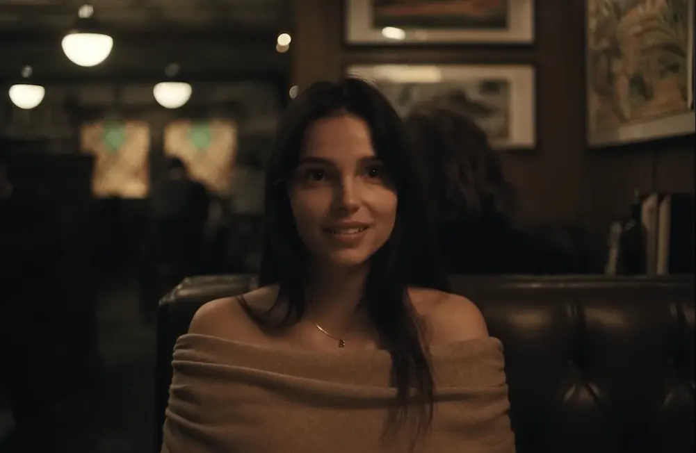 Obsession - Diner Scene at 00:04 — Nikki