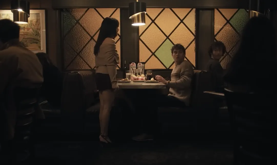 Obsession - Diner Scene at 00:57 — Bear