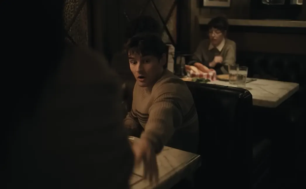 Obsession - Diner Scene at 01:05 — Bear