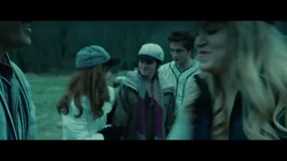 Twilight - Baseball Scene at 00:24 — Bella